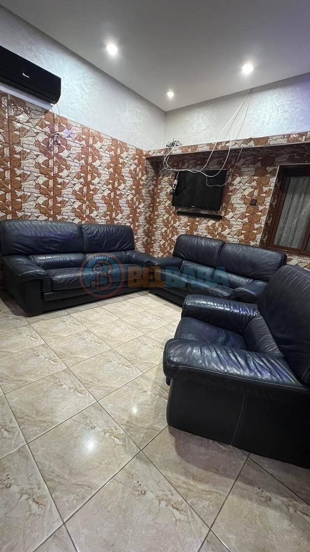 Des fauteuils en vrai cuir à vendre