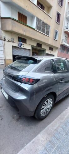 voiture occasion casa Peugeot 208 pour location