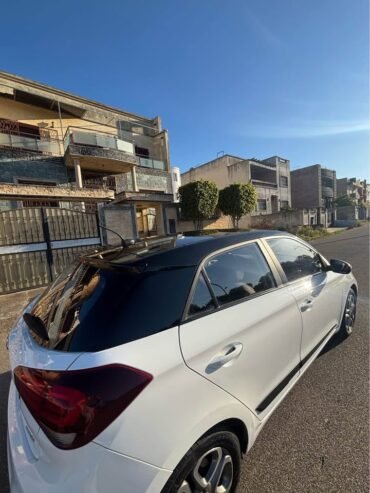 Hyundai i20, modèle 2020, moteur diesel.