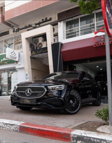 Mercedes benz E300de AMG line plus 2025