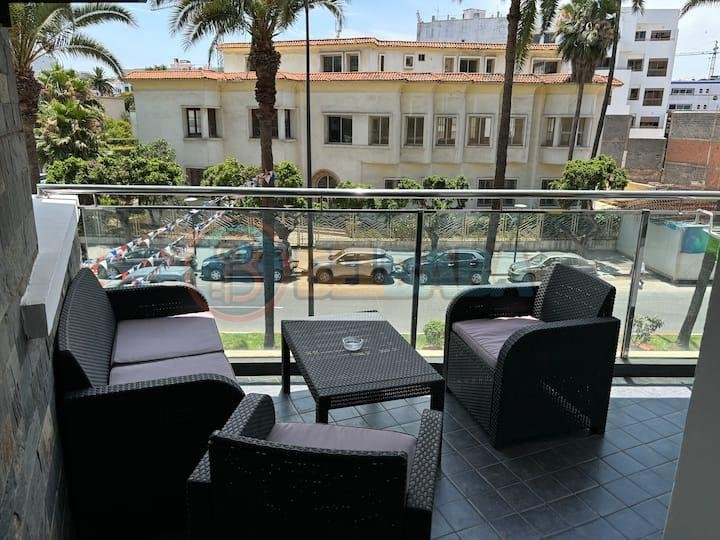 كراء شقة يومي في كازا قرب المعاريف مفروشة بالكامل