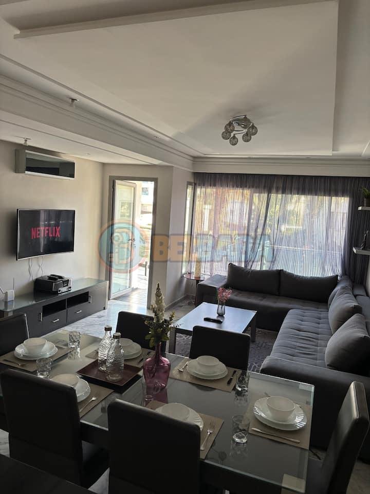 كراء شقة يومي في كازا قرب المعاريف مفروشة بالكامل