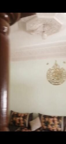 Maison à vendre dans le quartier d’Al Wahda, rez-de-chaussée et premier étage
