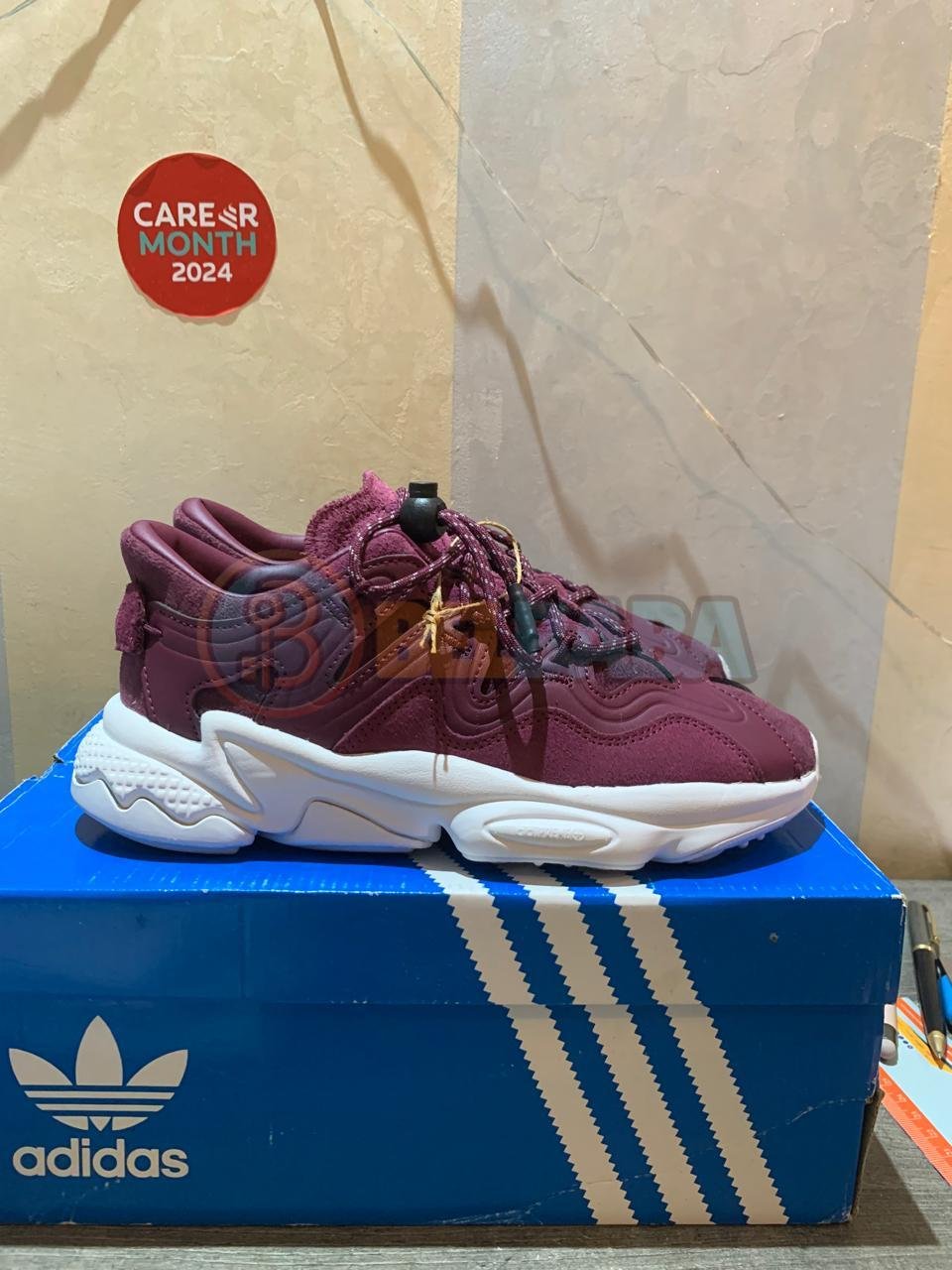 Sneakers ADIDAS ORIGINAL OZWEEGO PLUS W pour fille