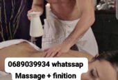Massage à domicile pour les femmes avec finition